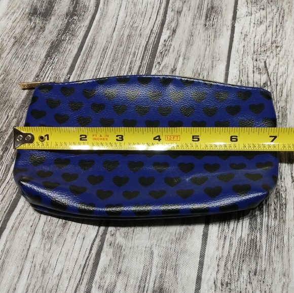 Ipsy purple with black hearts makeup cosmetics Like New - Picture 3 of 6